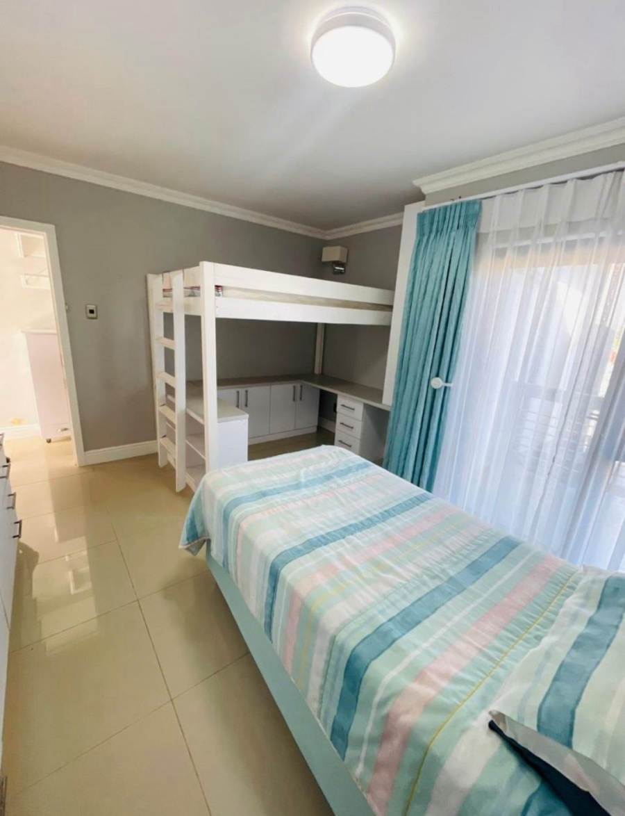 5 Bedroom Property for Sale in Gonubie Eastern Cape